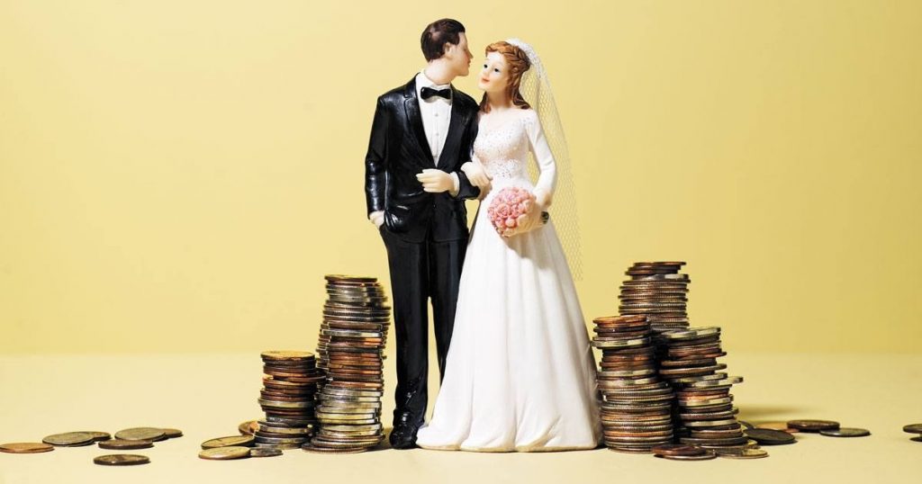 Jangan Sungkan Bicarakan Financial Kepada Pasangan Sebelum Pernikahan
